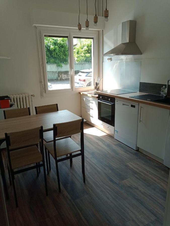 Appartement F2 Meuble Centre Ville Brive-la-Gaillarde Bagian luar foto